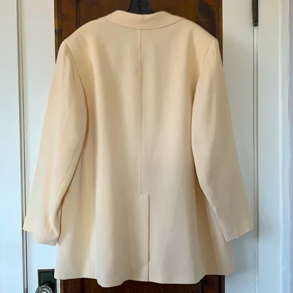 Lafayette 148 NY Wool-Blend Boyfriend Blazer Buff 2X NWT $1798 - Picture 2 of 7